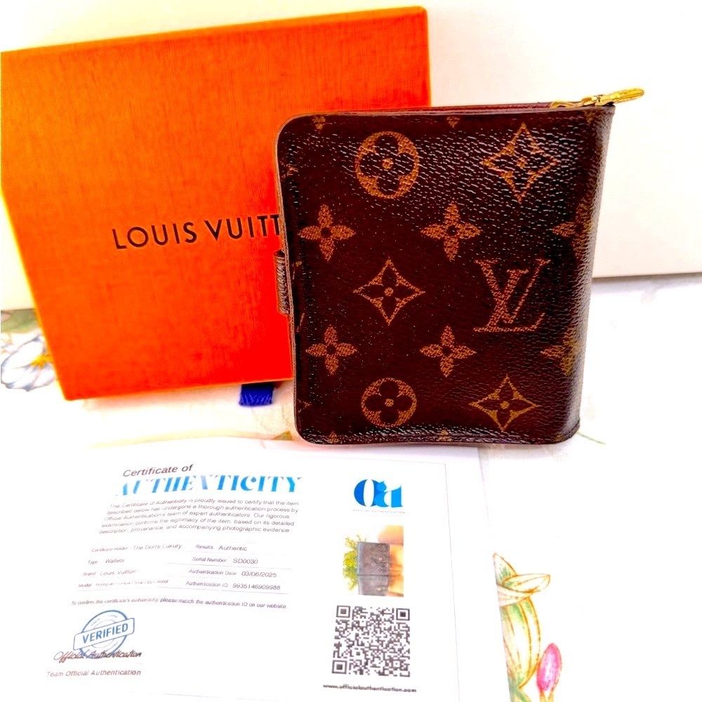 Louis SOLD ❤️Vuitton,❤️Compact zippered Brown Monogram Wallet
With COA , BOX - Picture 7 of 15